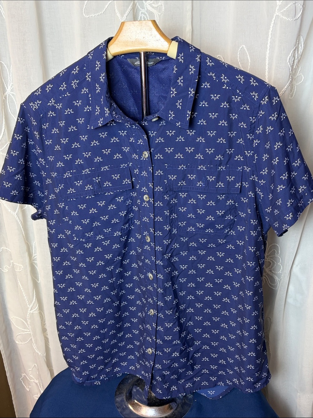 Eddie Bauer Navy Short-Sleeve Button-Down Shirt with White Print